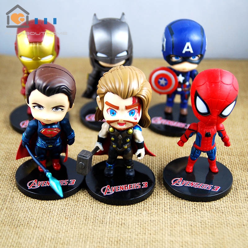 mini superhero figures