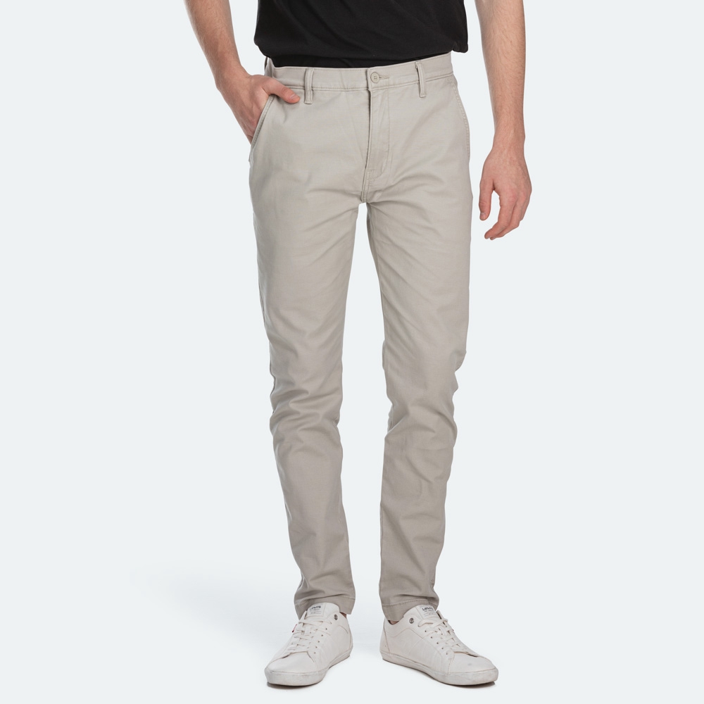 levi's tapered chinos