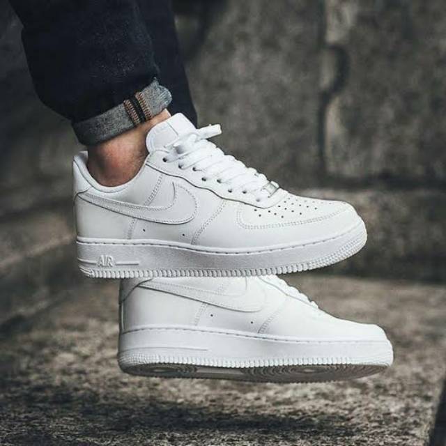 Nike all white air force 1