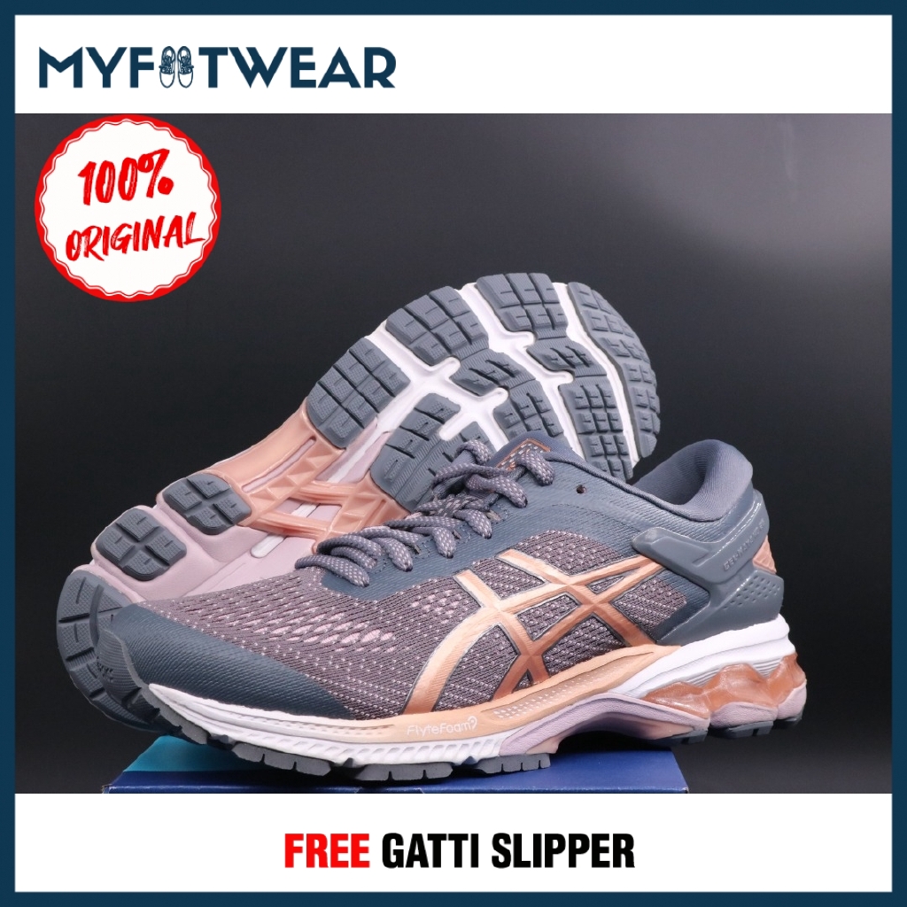 wide width running shoes womens