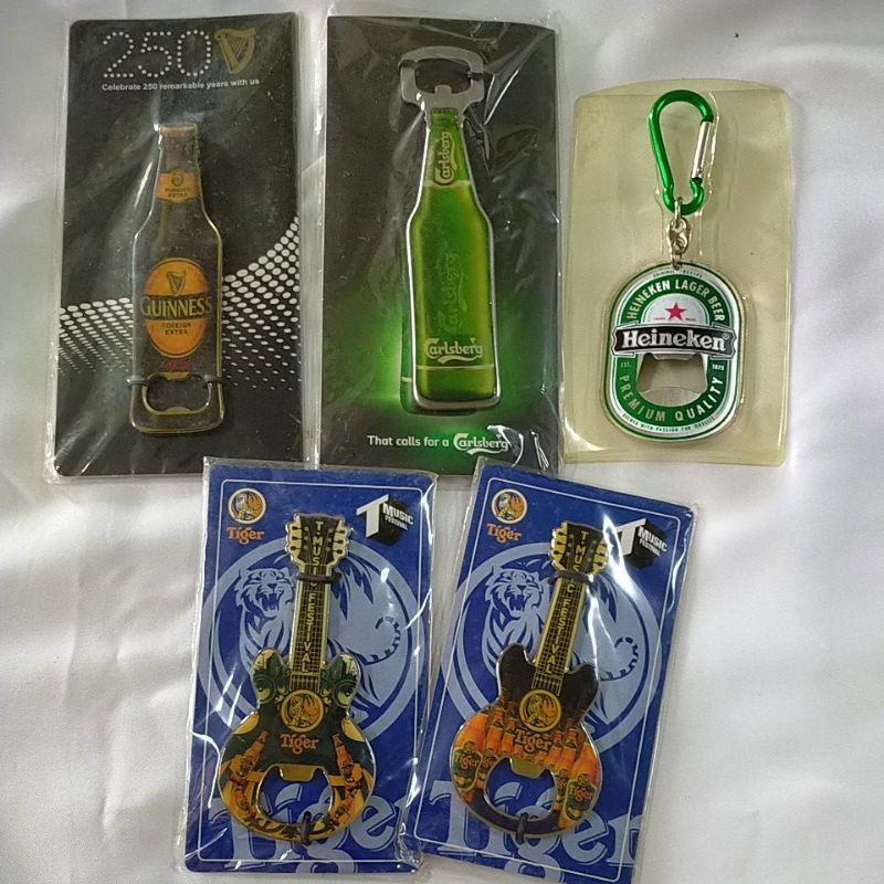 💥Ready Stock💥Carlsberg/Tiger Bottle Opener with Magnet Limited Collection - 4.75" lon (1 Pcs)