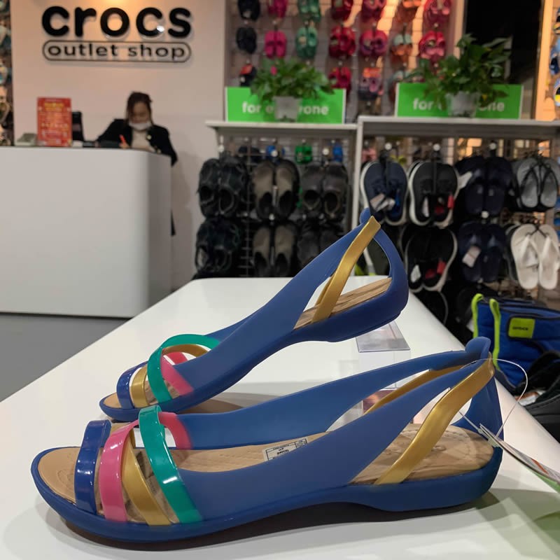 isabella flip flops wholesale