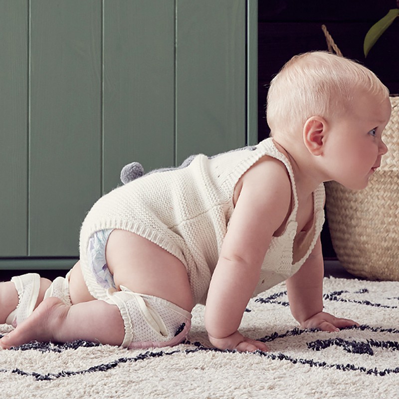 baby crawling protection