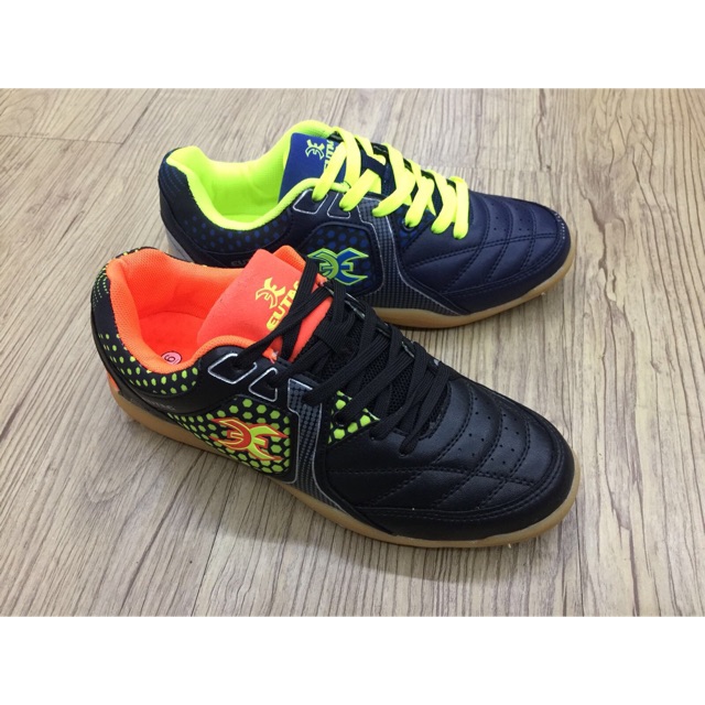 eutag futsal shoes
