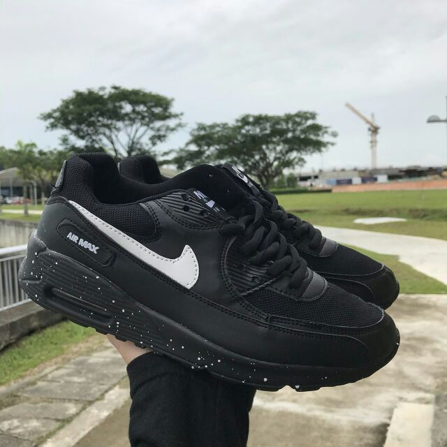 kasut nike air max hitam