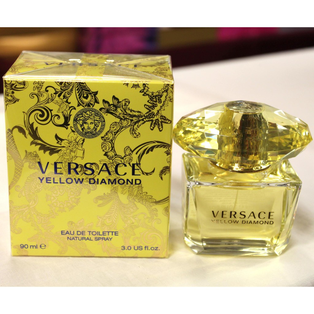 Духи желтые. Versace Yellow Diamond Eau de Toilette 90ml. 1. Versace Yellow Diamond EDT 90ml (l). Версаче Yellow коробка. Versace Yellow Diamond в руке.