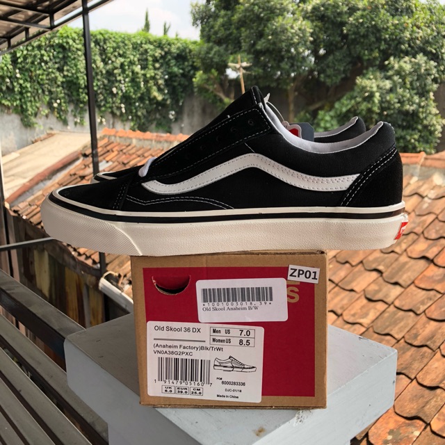vans old skool anaheim black white