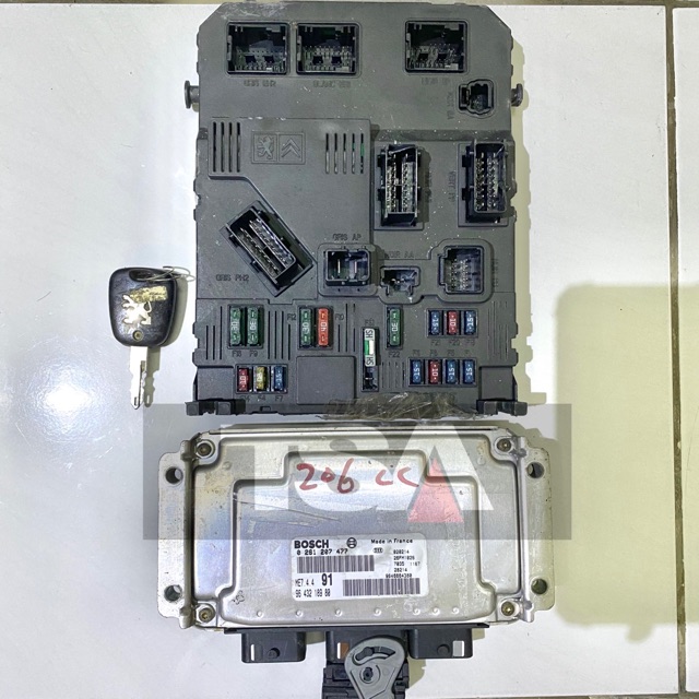 ECU Peugeot 206 ECU 0261207477 | BCM S118085210E | BSI E02-00