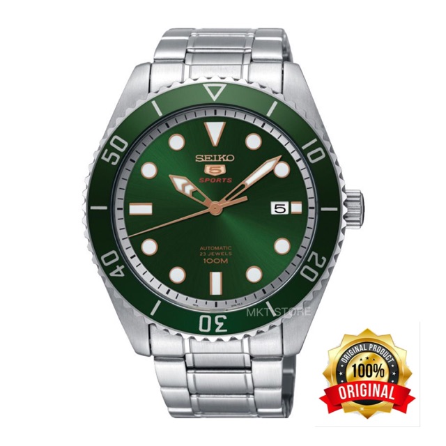 seiko with green dial