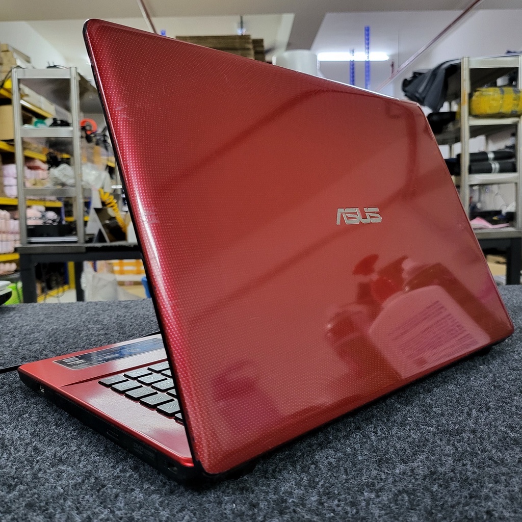 Asus A450L (Gaming) Intel Core I54200U / 4GB DDR3 Ram / 500GB HDD