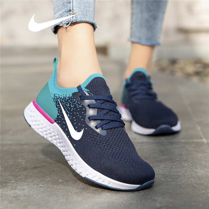 non slip nikes womens