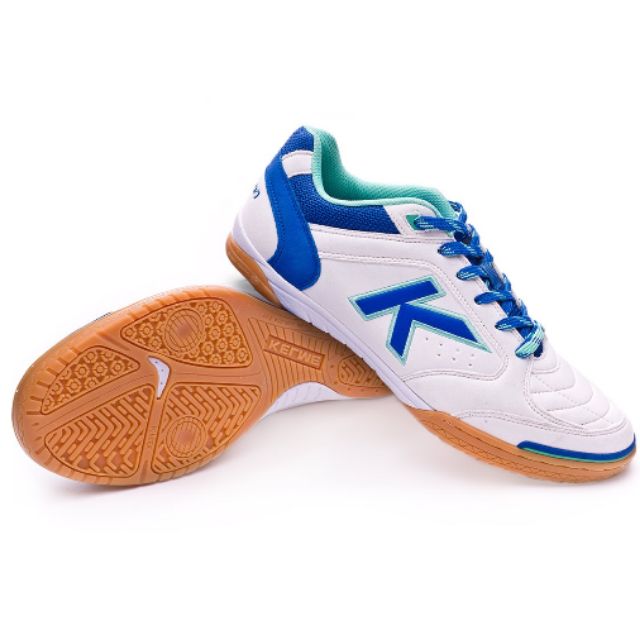 kasut futsal kelme