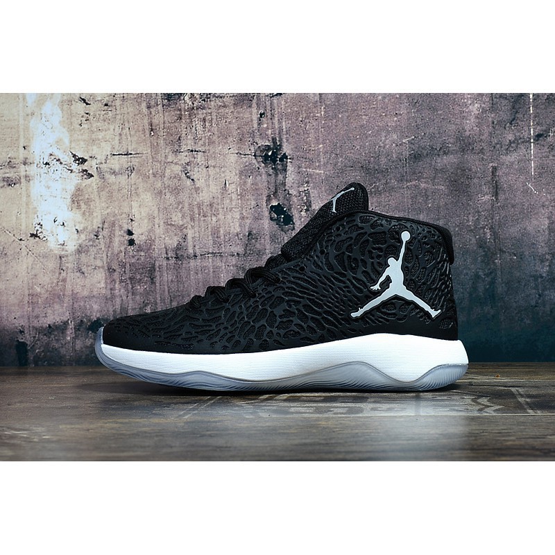 jordan ultra fly black