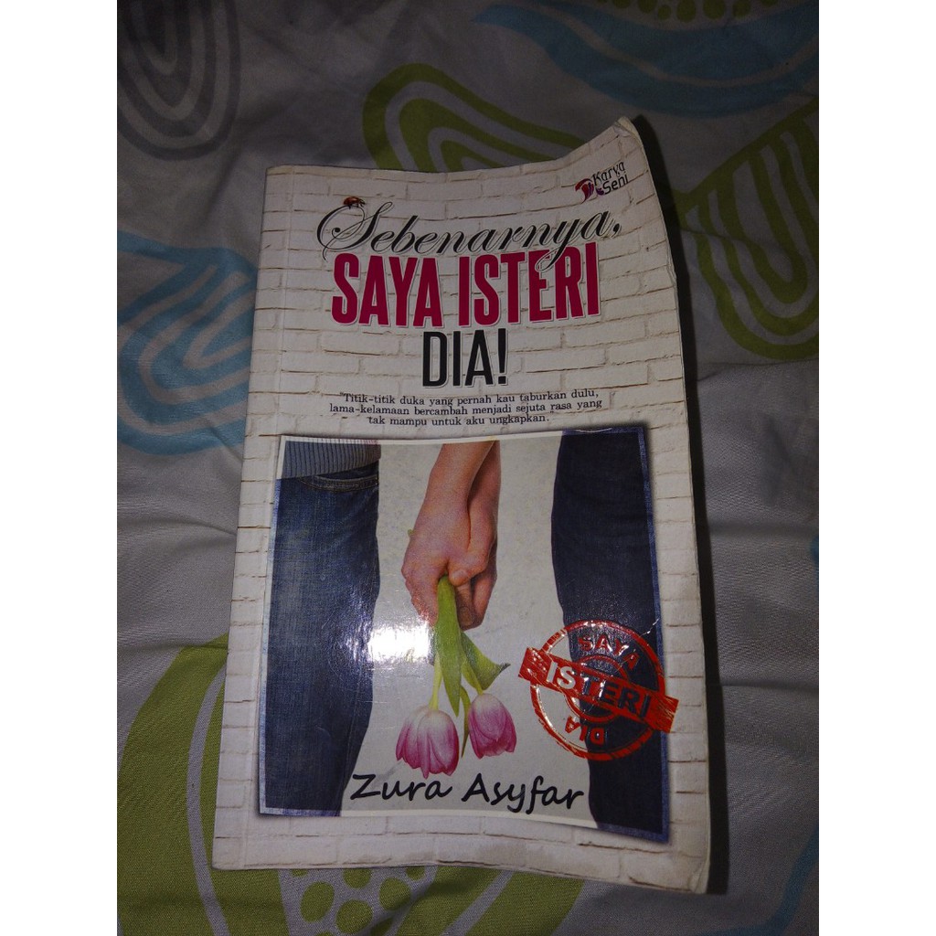 Sebenarnya saya isteri dia novel | Shopee Malaysia