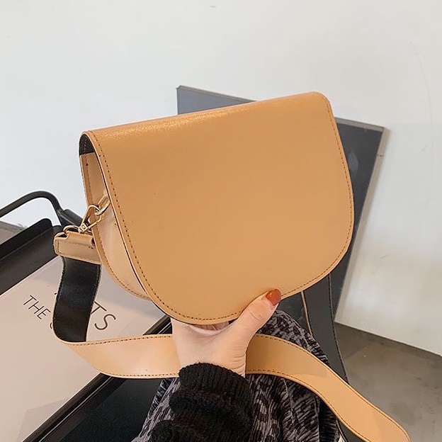 Saddle bag women viral sling handbag flap beg tangan wanita-sarah