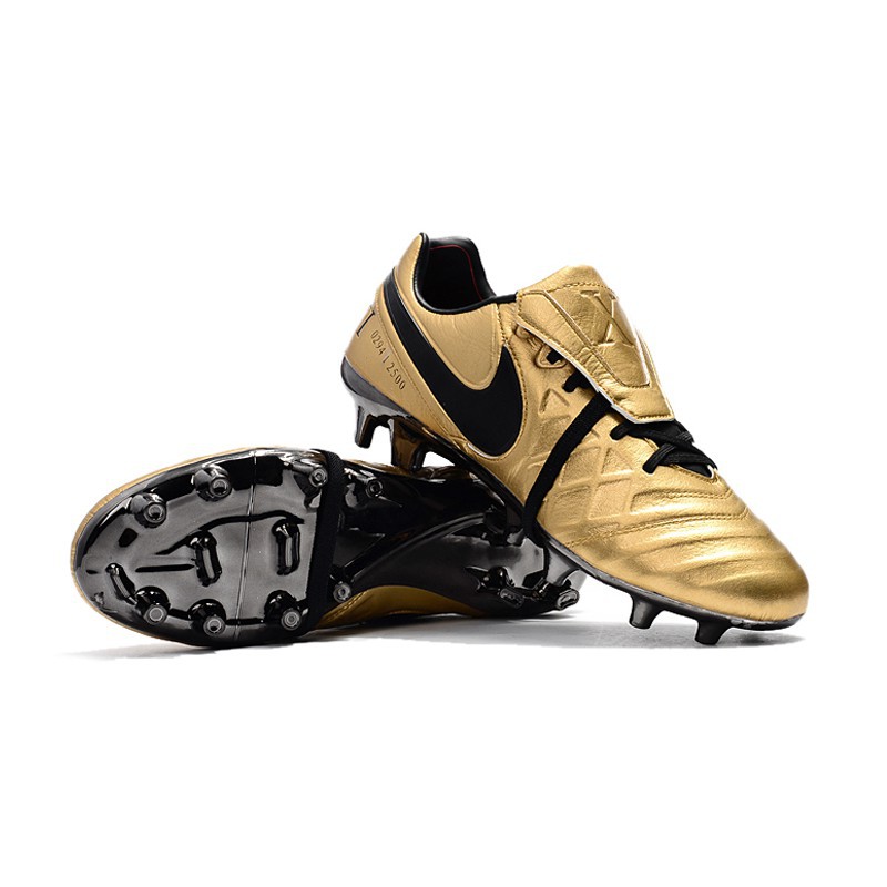 nike tiempo legend totti