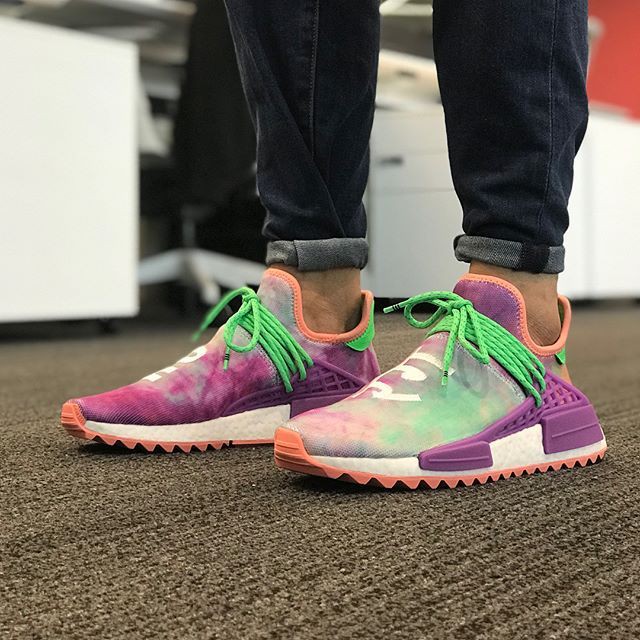 human race holi chalk coral