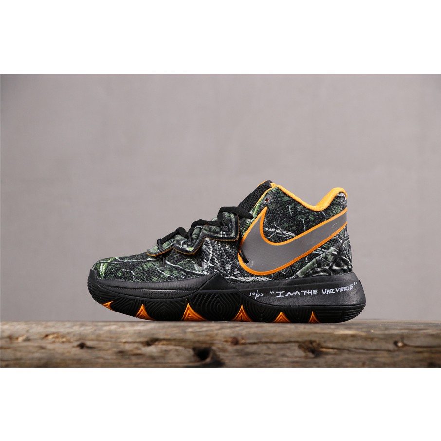 kyrie basketball shoes womens