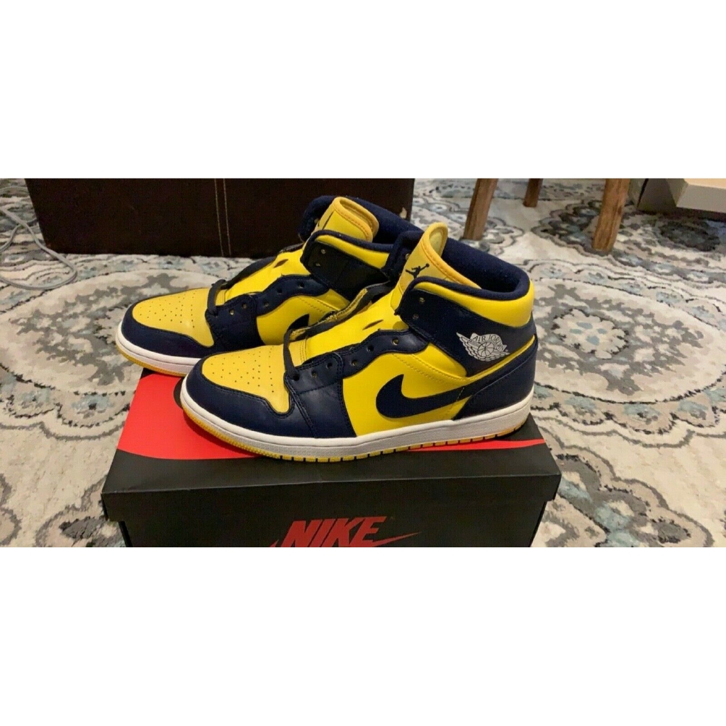 air jordan 1 mid michigan