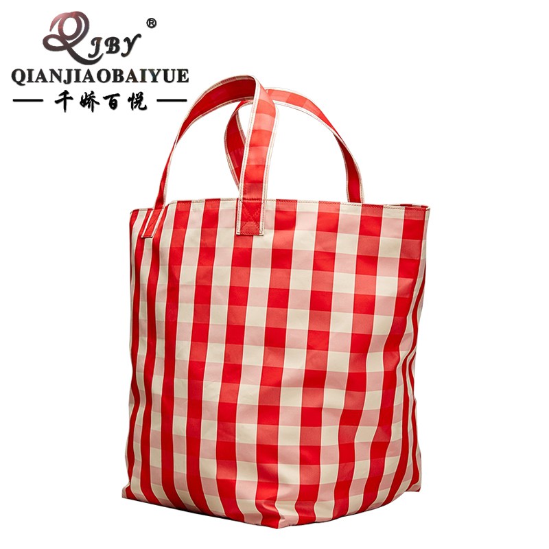 popular handbags 2018