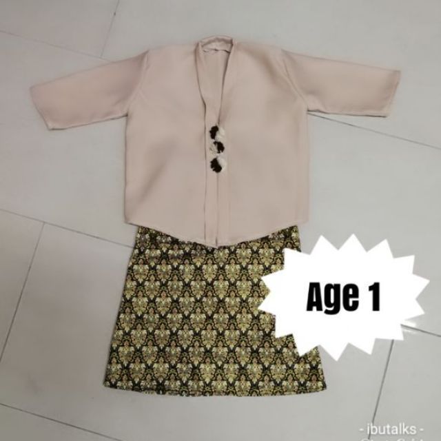 Baju Kurung Anak Budak Kebaya with Kain Mermaid on Baju Kurung Anak Budak Kebaya with Kain Mermaid on