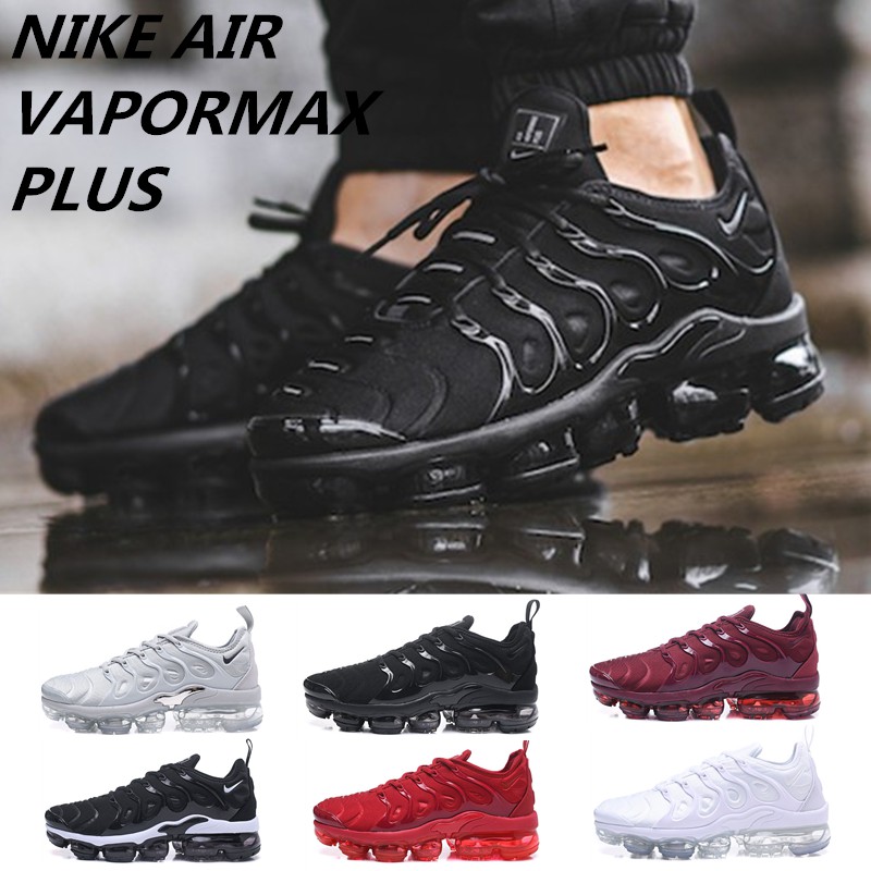 nike vapormax plus women's black