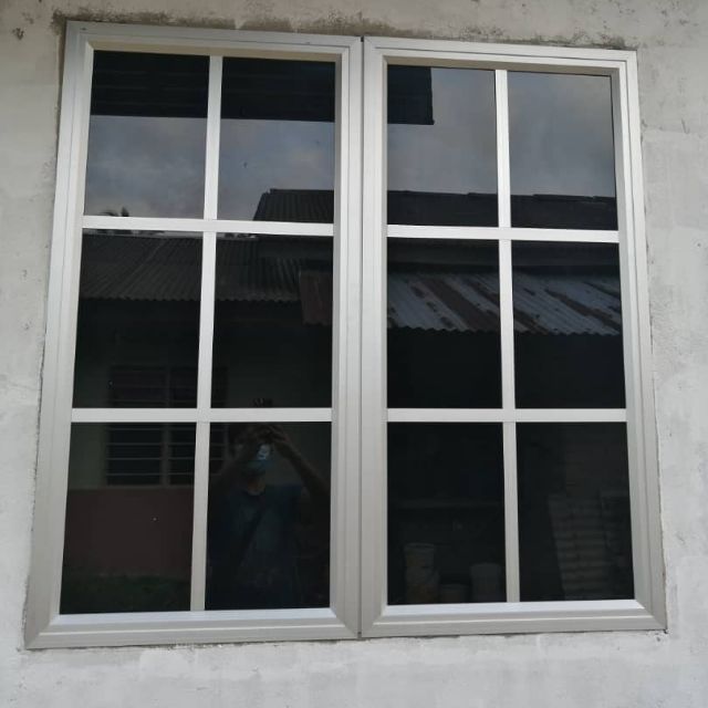 Top Hung Stay Ken Prima Glass