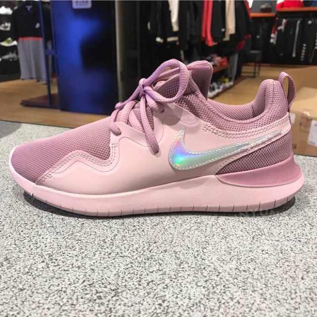 dark pink nike