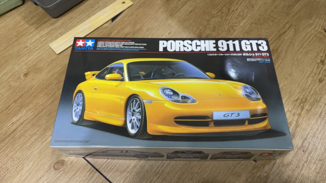 TAMIYA 1/24 PORSCHE 911 GT3-24229-SPORT CAR PLASTIC MODEL KIT 