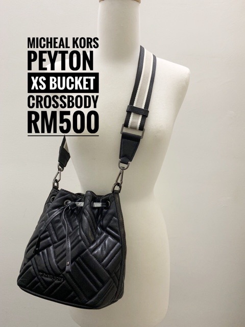 michael kors peyton bucket bag