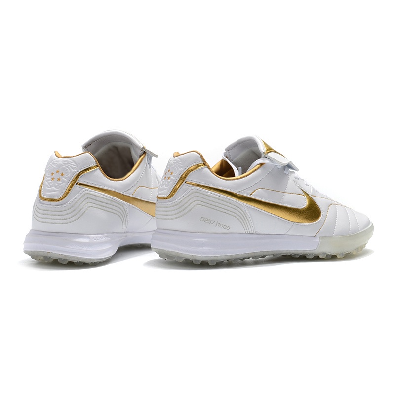 nike tiempo legend r10