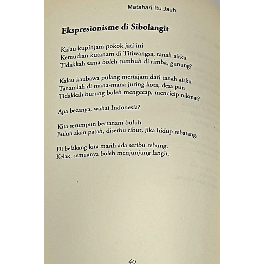 Kumpulan puisi : Matahari Itu Jauh  Shopee Malaysia