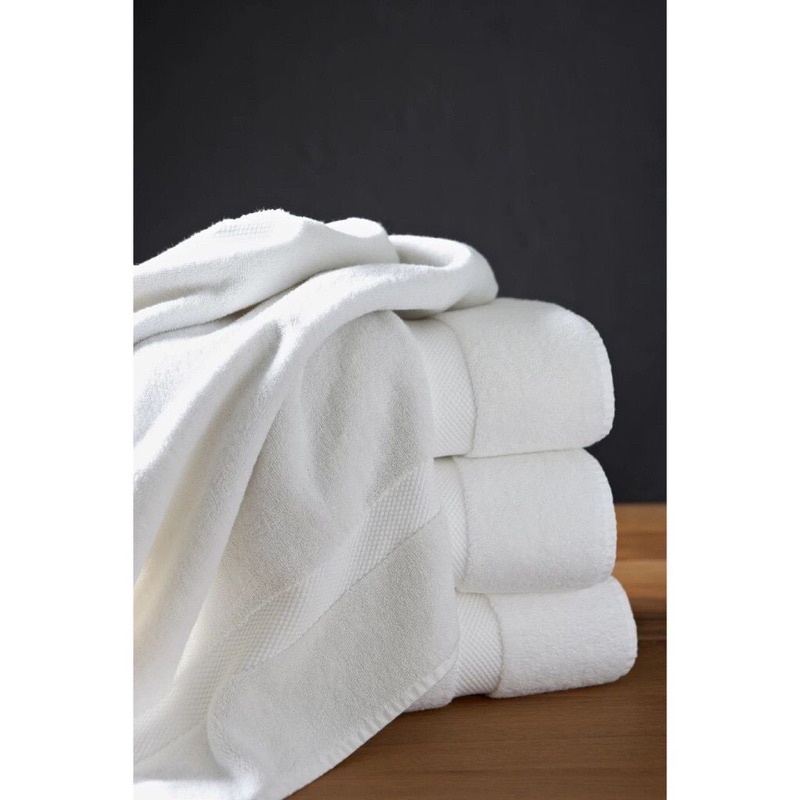 Extra Large Luxary Hotel Bath Towel 700grm - XXL 100% size 40x60 inch Egyptian Cotton - Supreme Quality,,,