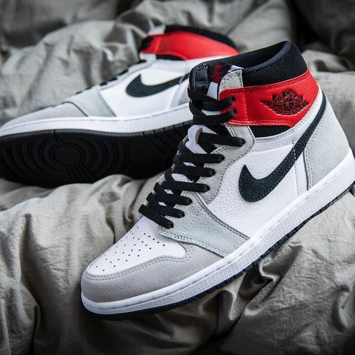 nike aj1 smoke grey