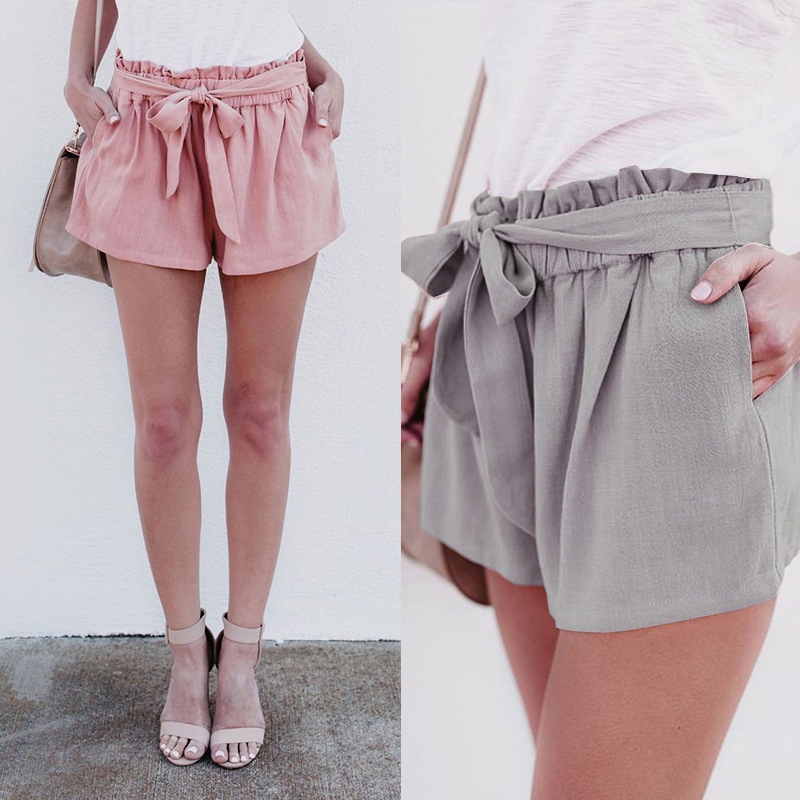 loose short pants