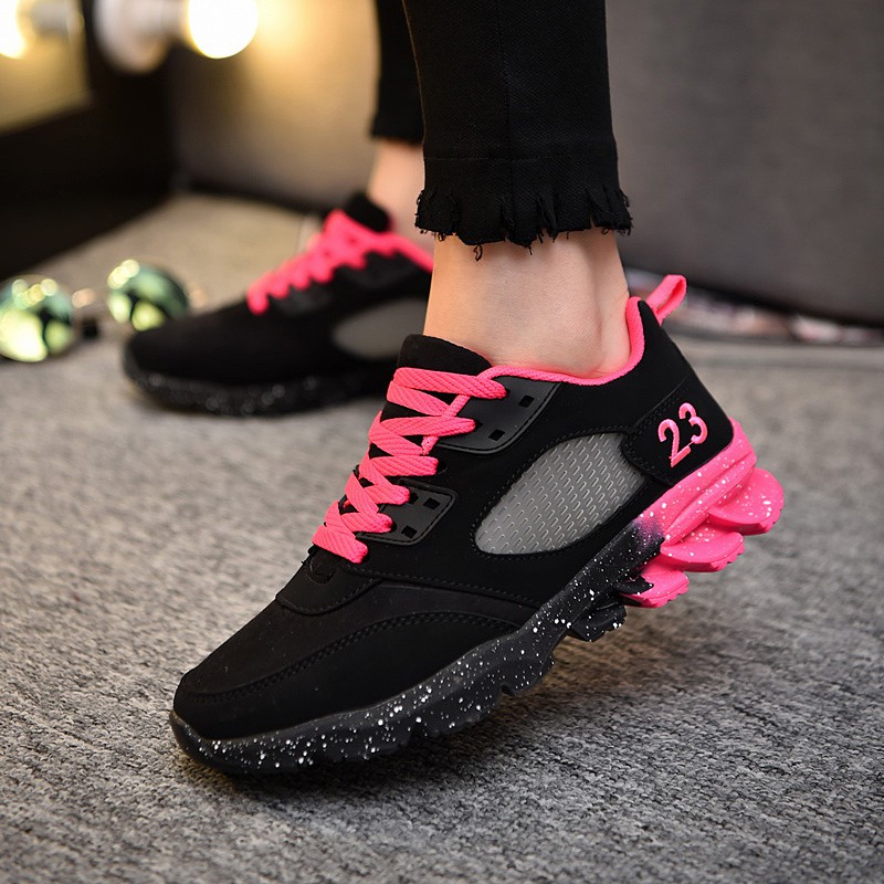 stylish sports shoes for ladies