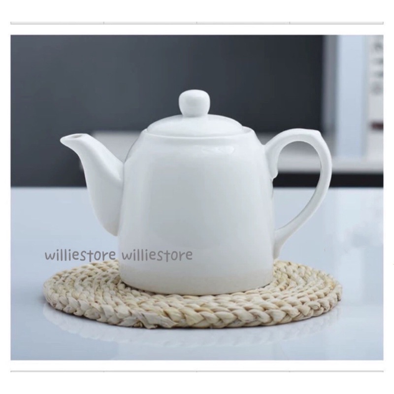 WHITE PORCELAIN COFFEE POT TEA POT 700ML / Porcelain Chinese Tea Pot / Ceramic Teko Air