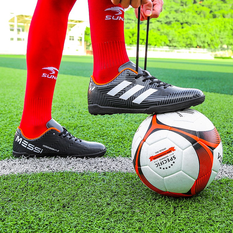 kasut bola futsal