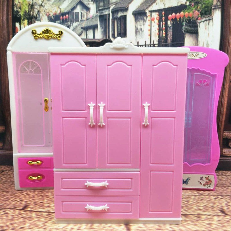 barbie wardrobe