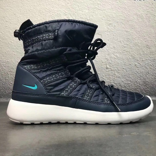 nike women's boots winter