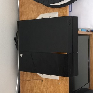 ps4 hanger