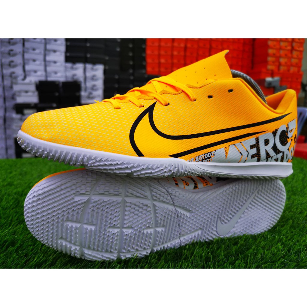 nike mercurial vapor 13 futsal