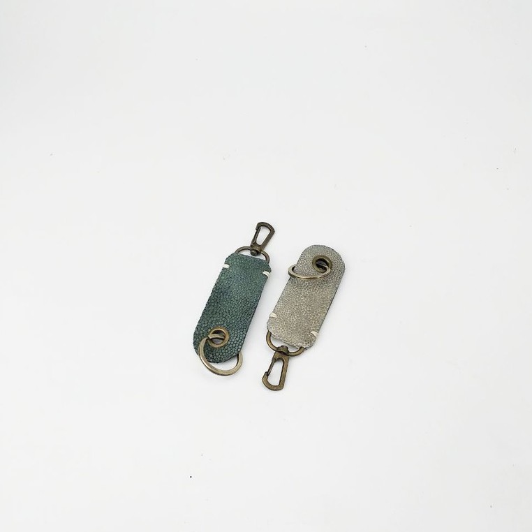 GANTUNGAN (PARRI) Latra keychain - Stingray Leather keychain
