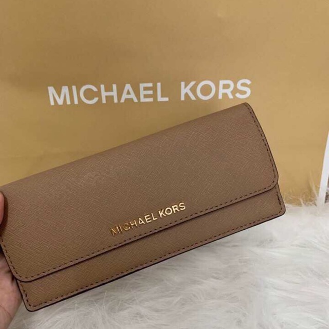 michael kors flap wallet