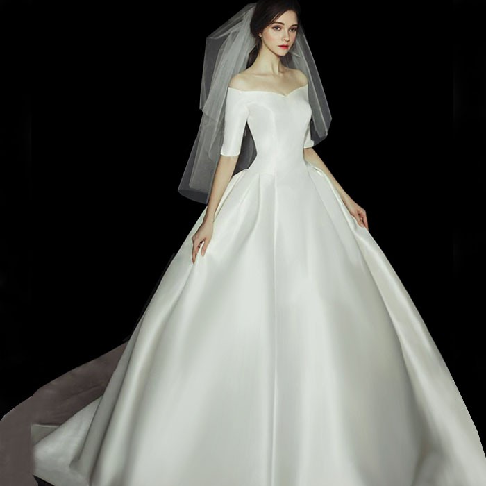 minimalist wedding dress