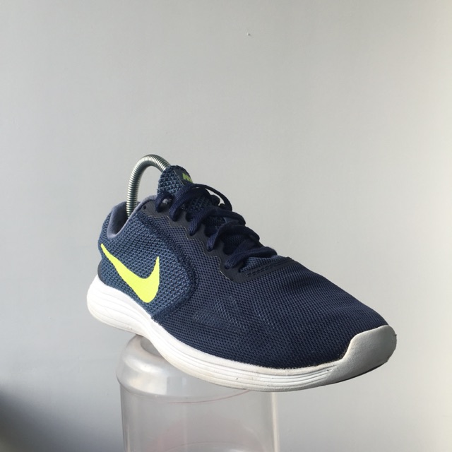 sport shoes uk