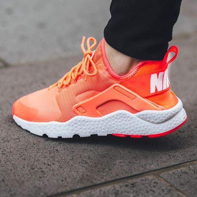 nike huarache ultra orange