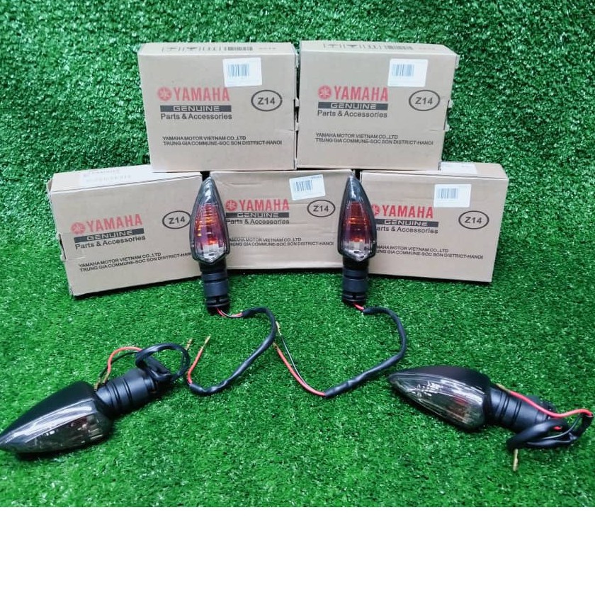 SIGNAL LIGHT SMOKE REAR FOR MOTORCYCLE Y15ZR Shopee Malaysia