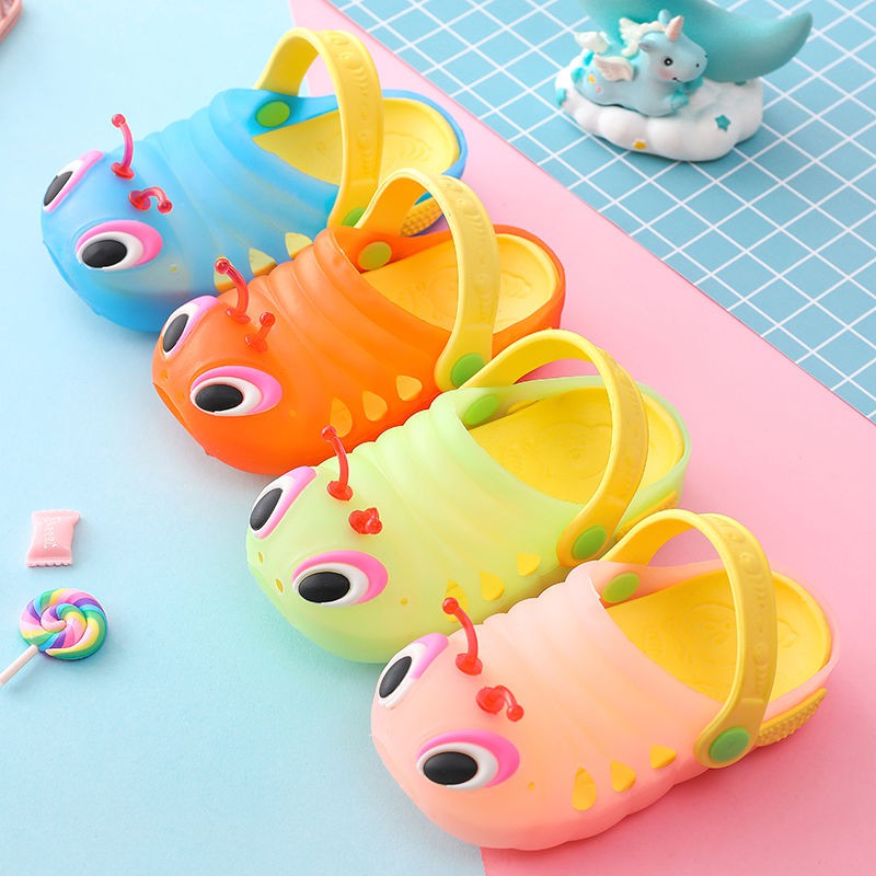 caterpillar crocs