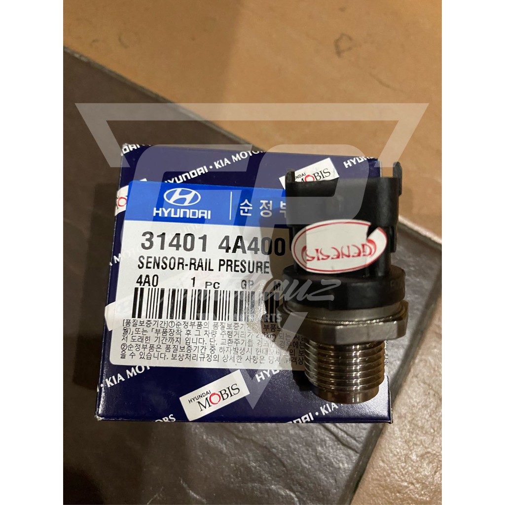 KIA SORENTO 2.5 2008/HYUNDAI STAREX FUEL RAIL PRESSURE SENSOR(OEM)(18MM
